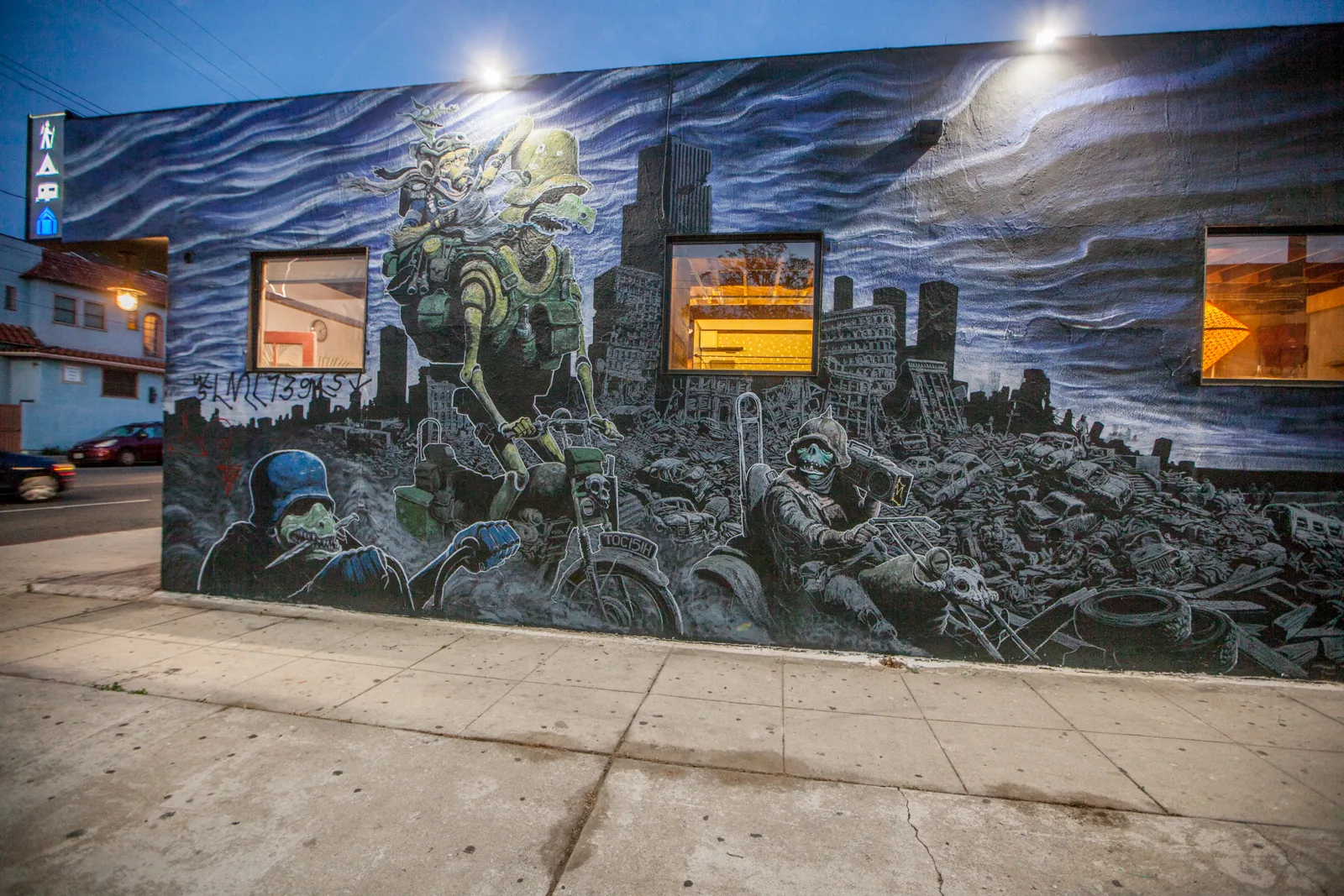 Silver Lake mural exterior